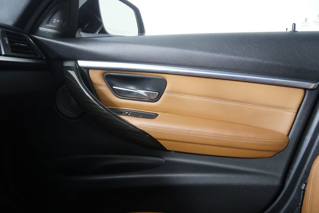 Used 2017 BMW 340i Sedan image 28