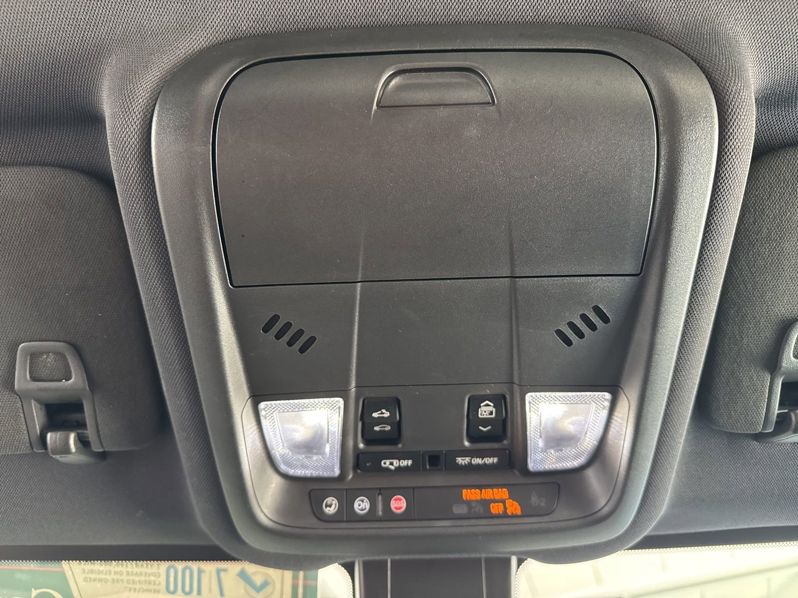 Used 2022 Chevrolet Equinox RS w/ RS Leather Package image 37