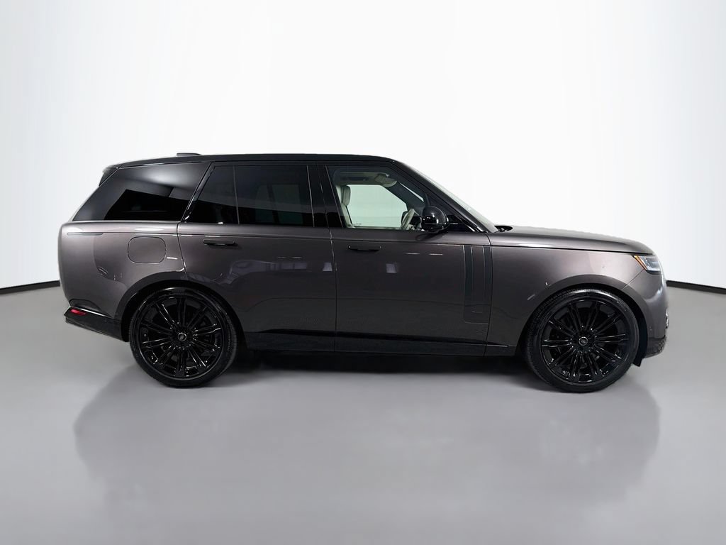 Certified 2025 Land Rover Range Rover SE AWD/4WD image 4