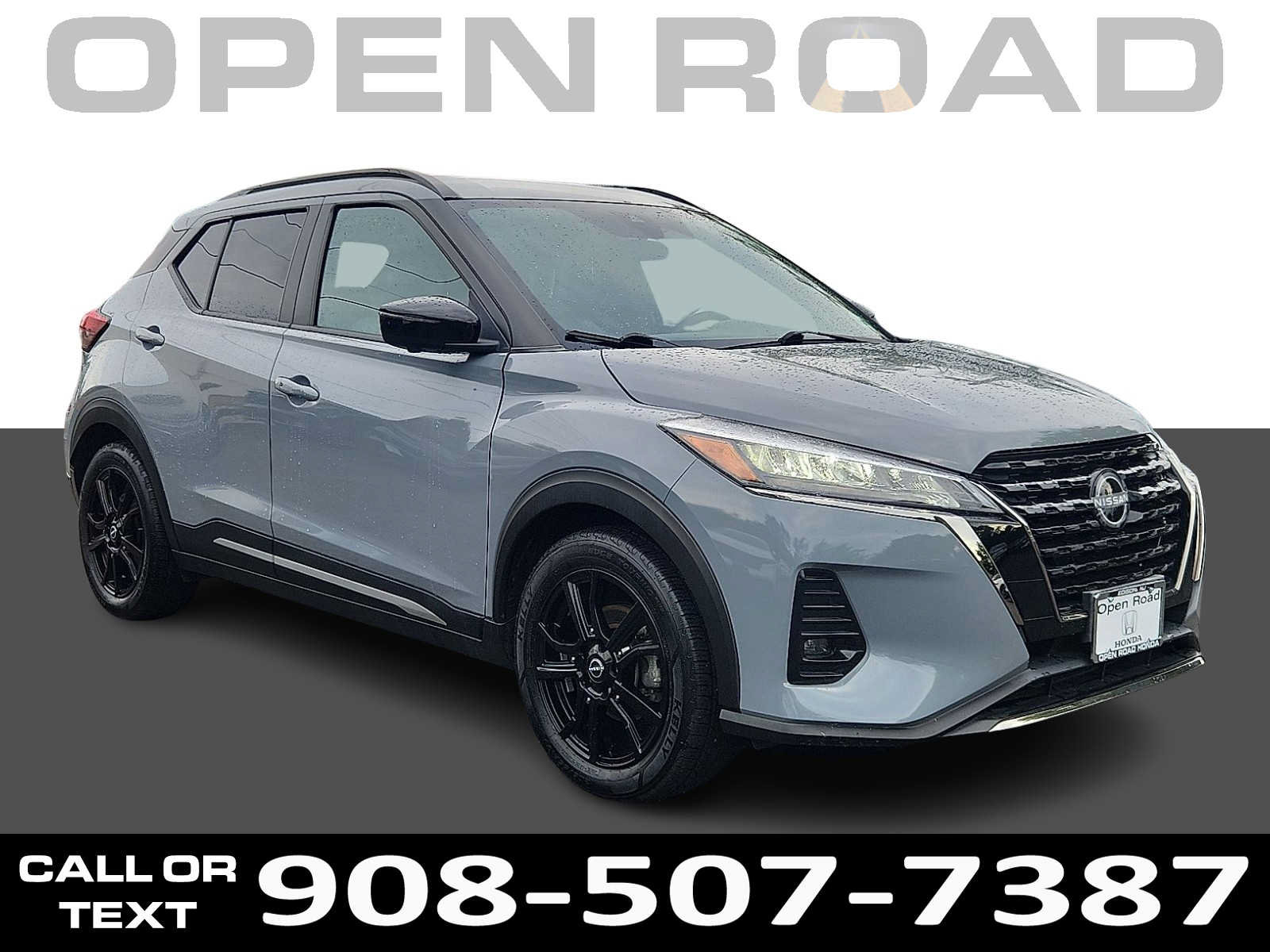 Used 2023 Nissan Kicks SR w/ SR Premium Package FWD image 1