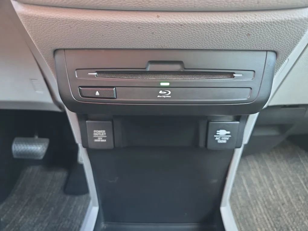 Used 2018 Honda Odyssey EX-L image 41