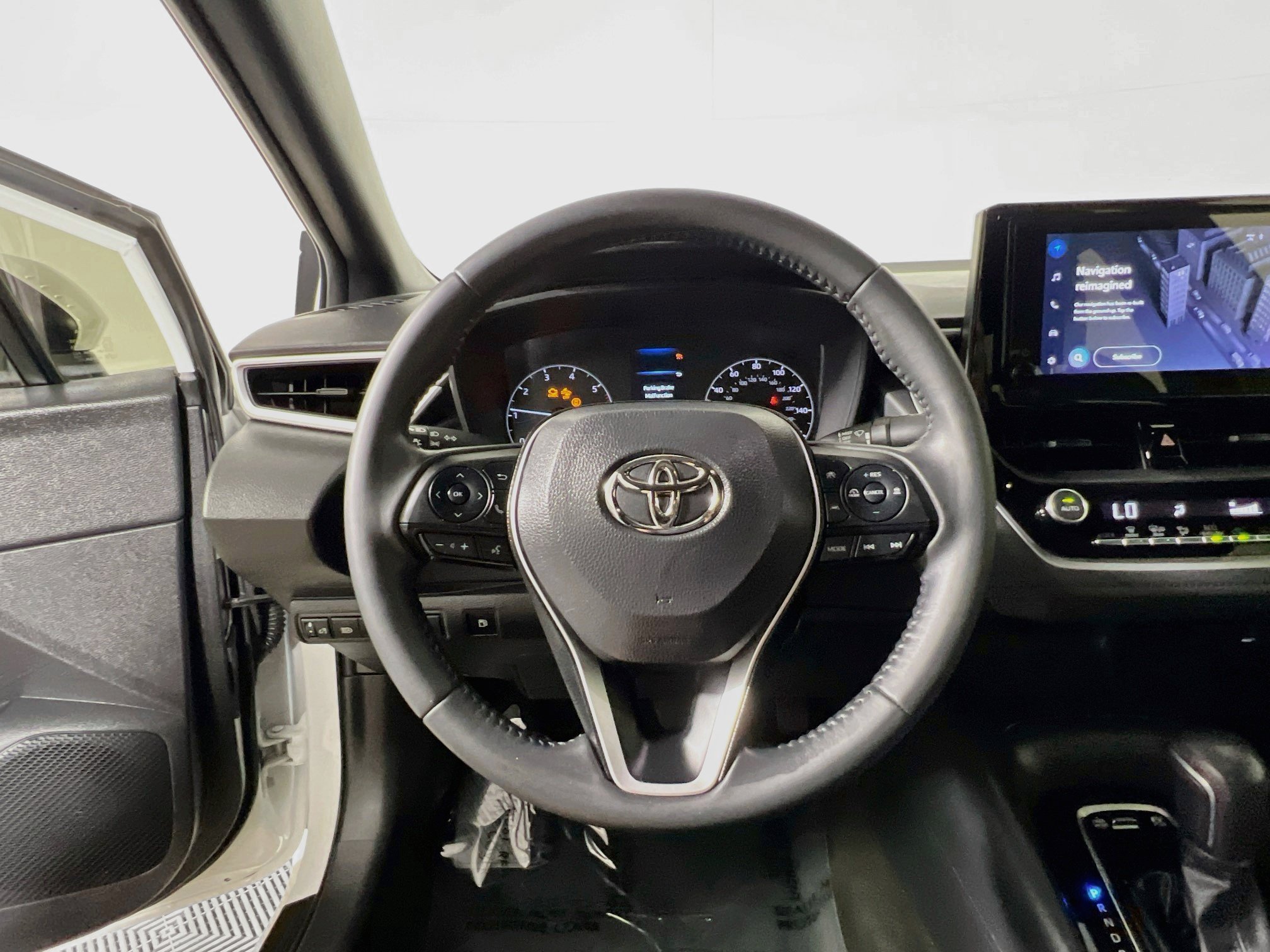 Used 2023 Toyota Corolla SE FWD image 18