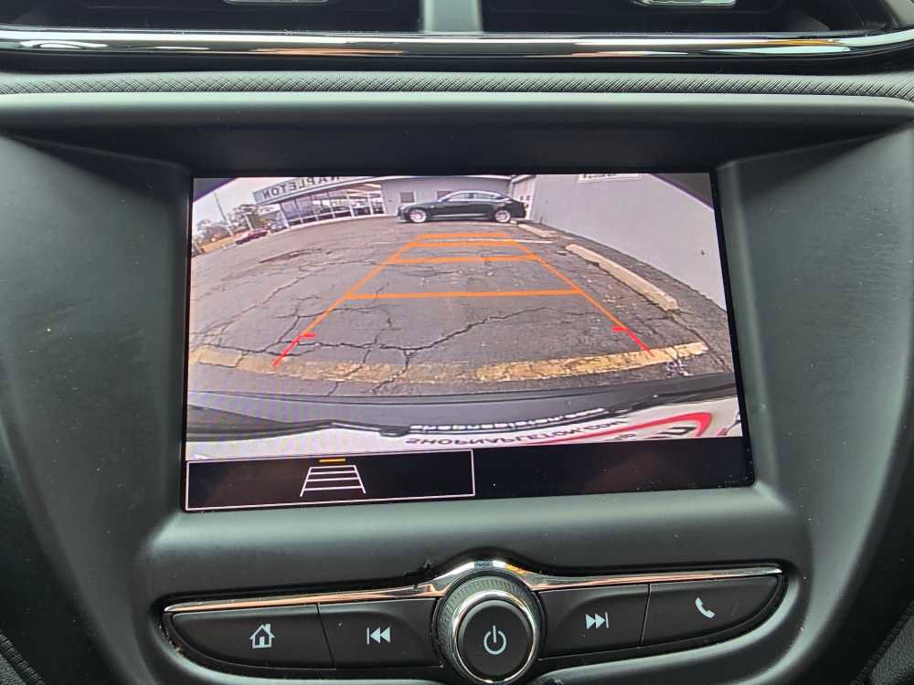 Used 2022 Chevrolet TrailBlazer LS image 17