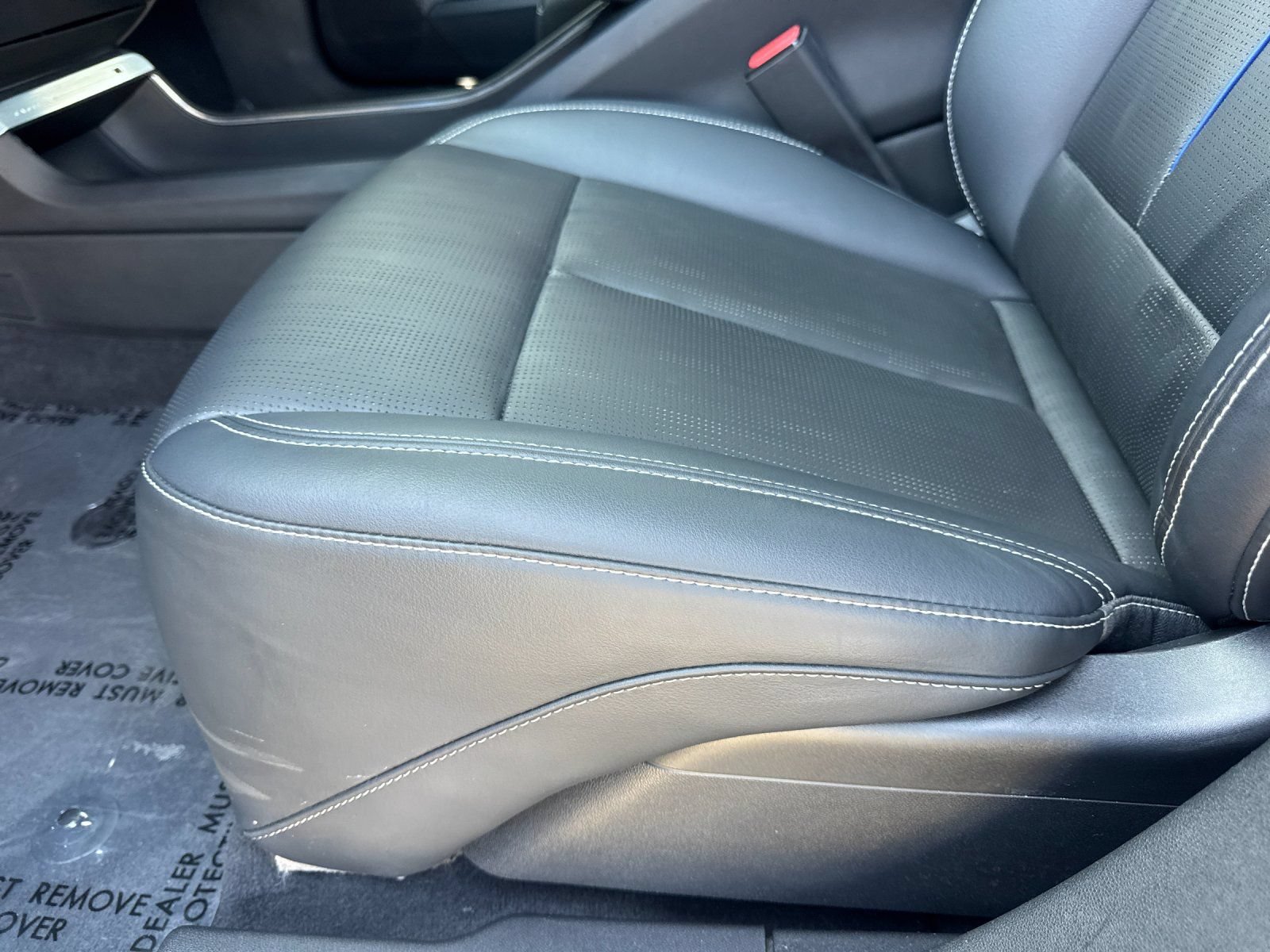 Used 2024 Cadillac Lyriq Sport RWD image 13