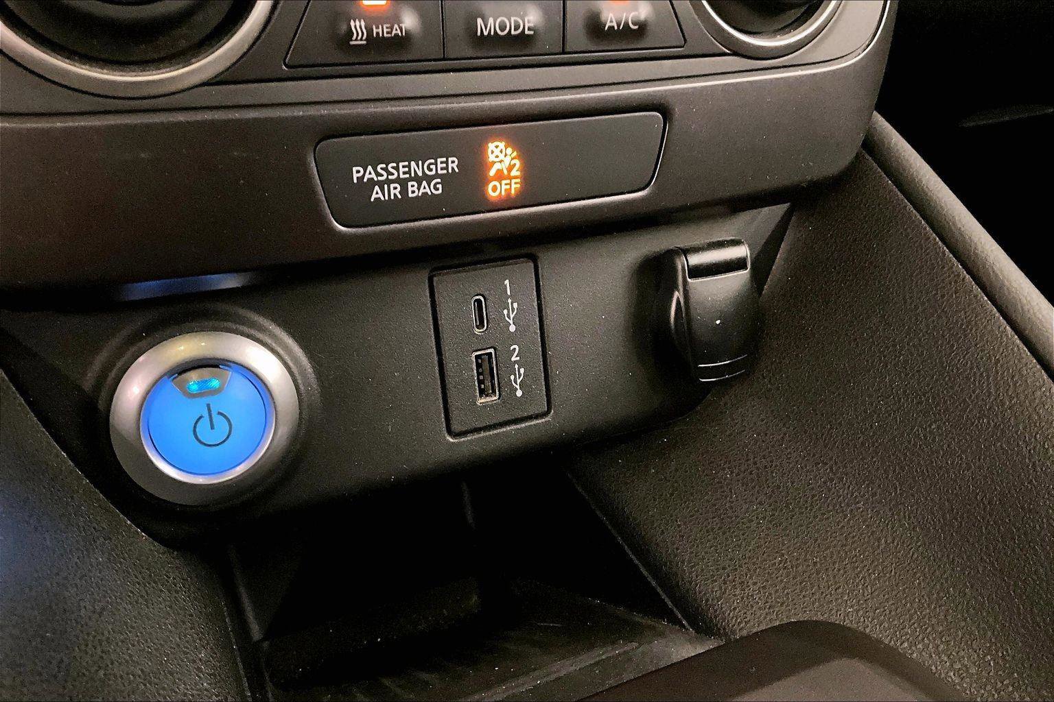 Used 2022 Nissan Leaf S image 31