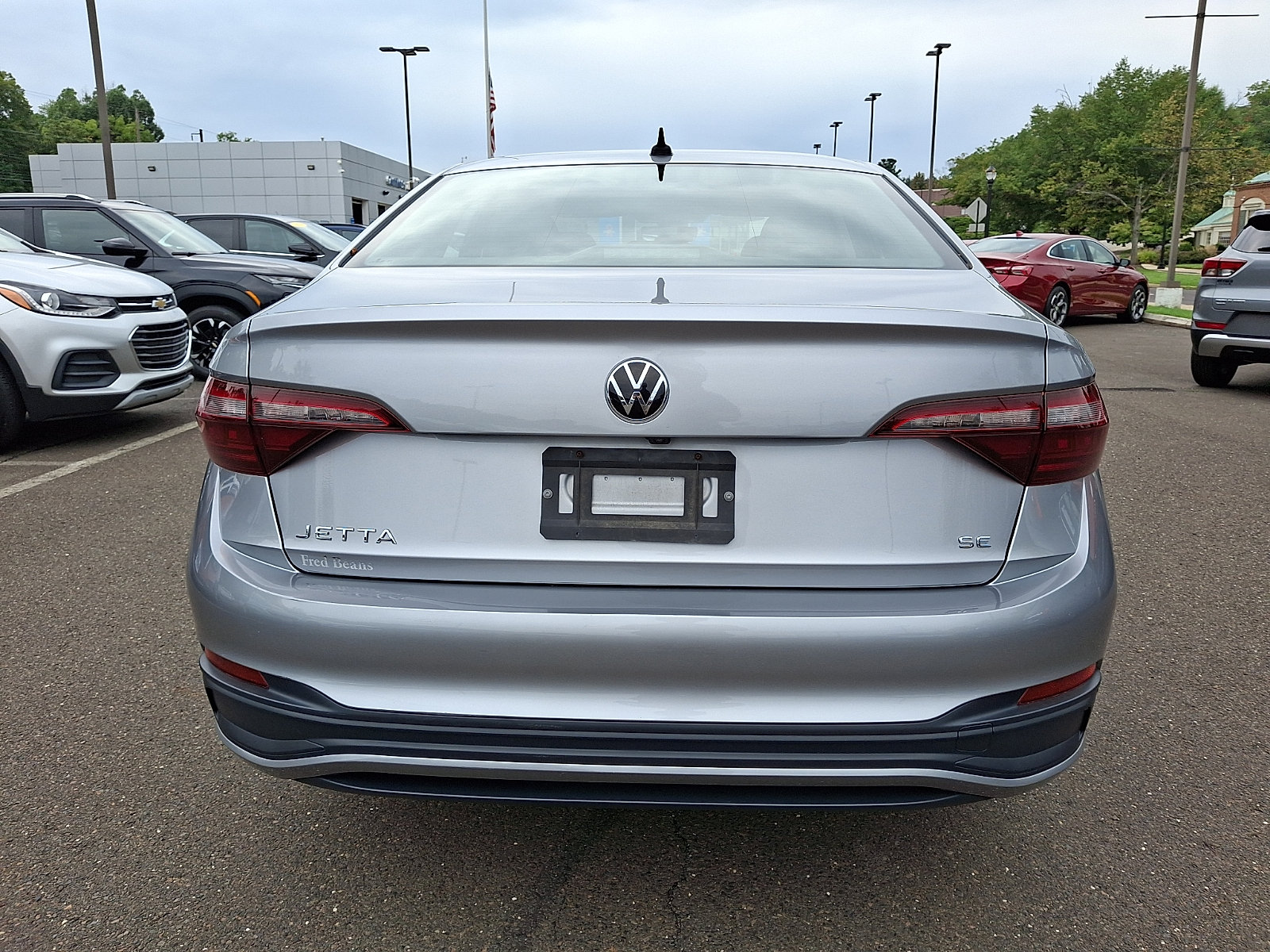 Used 2023 Volkswagen Jetta SE FWD image 5