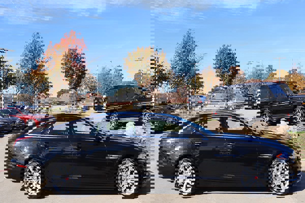 Used 2014 Jaguar XJ L Portfolio image 5