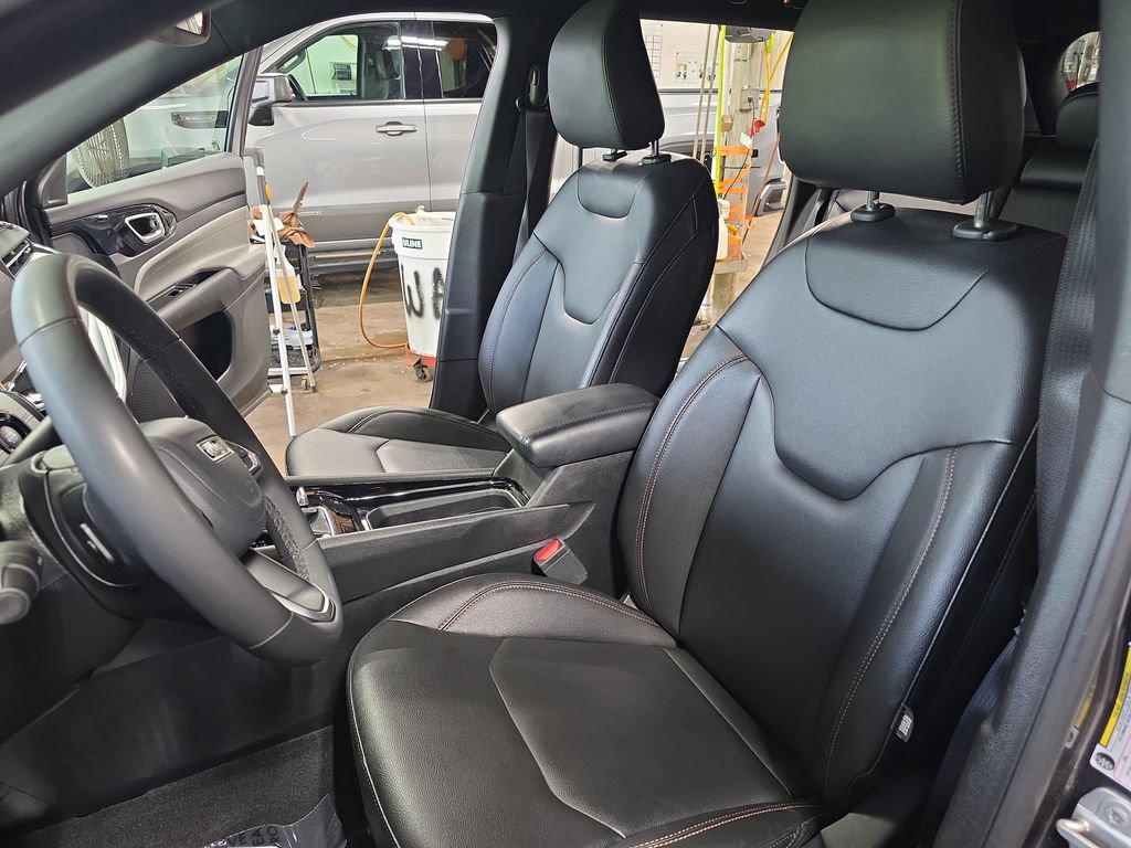 Used 2024 Jeep Compass Limited AWD/4WD image 14