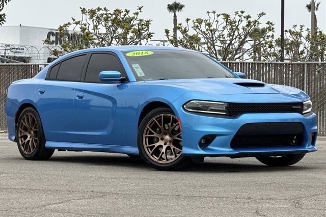 Used 2018 Dodge Charger SXT Plus w/ Performance Handling Group RWD image 2