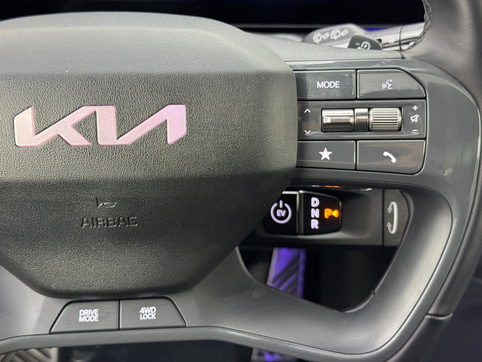 Used 2024 Kia EV9 GT-Line image 24