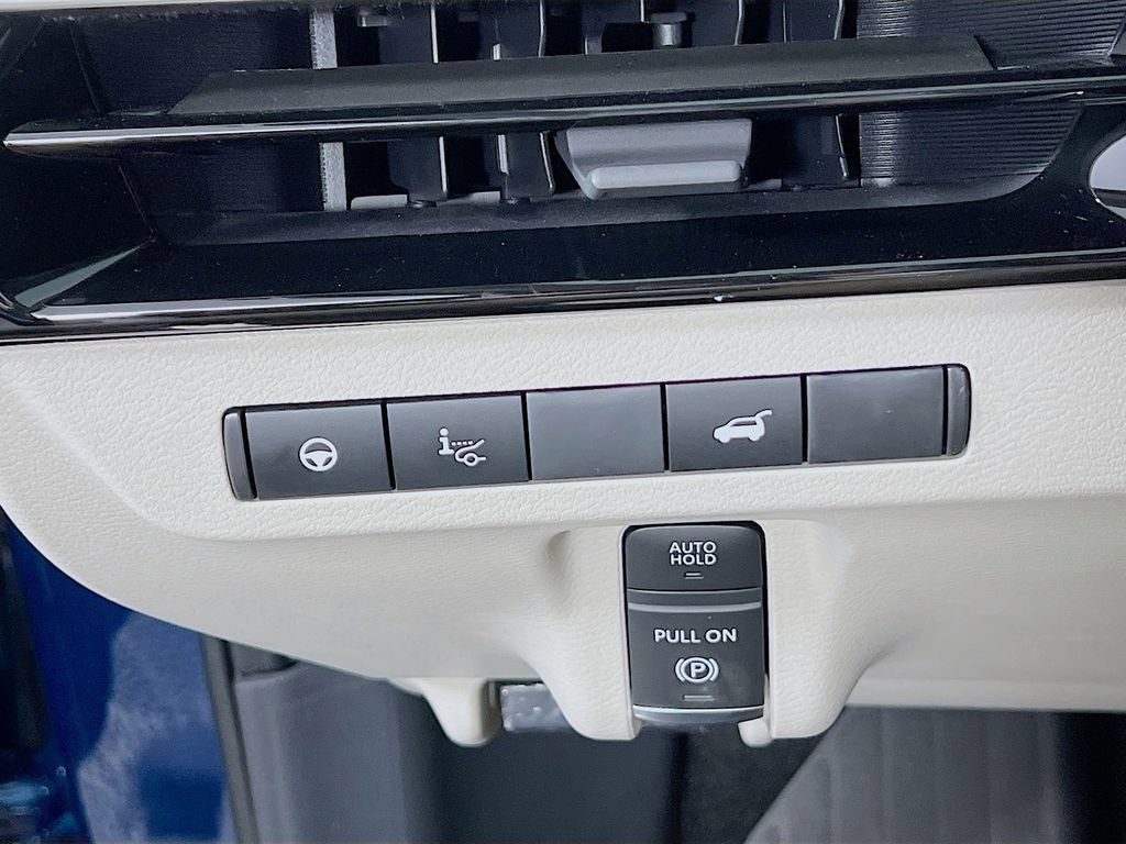 New 2026 Nissan Murano Platinum image 9