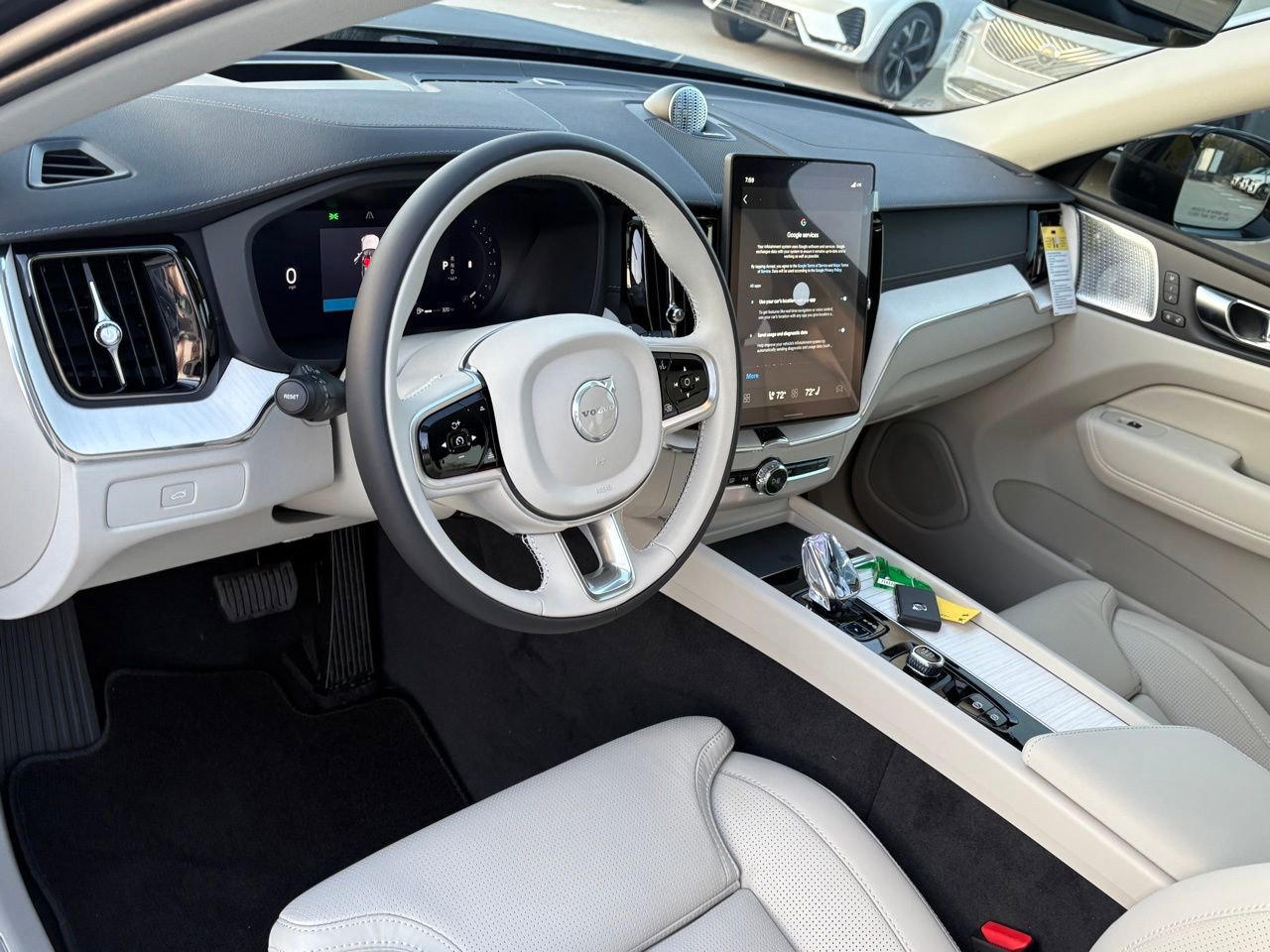 New 2026 Volvo XC60 B5 Ultra w/ Protection Package Premier image 13