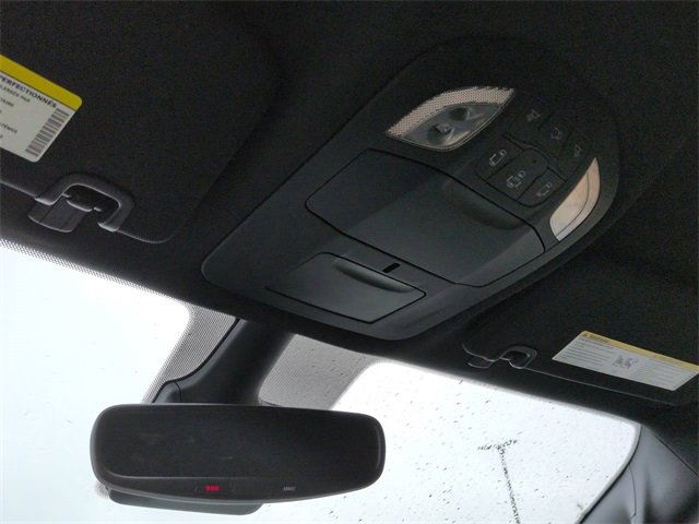 New 2025 Chrysler Voyager LX image 20