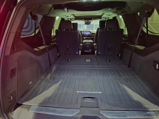 Certified 2023 Cadillac Escalade ESV Sport Platinum AWD/4WD image 13