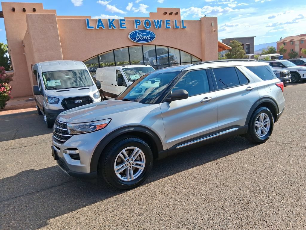 Used 2023 Ford Explorer XLT w/ Equipment Group 202A RWD image 1