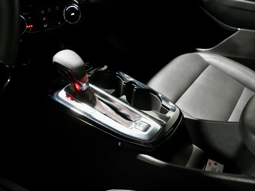 Used 2025 Chevrolet Trax RS w/ Driver Confidence Package image 19