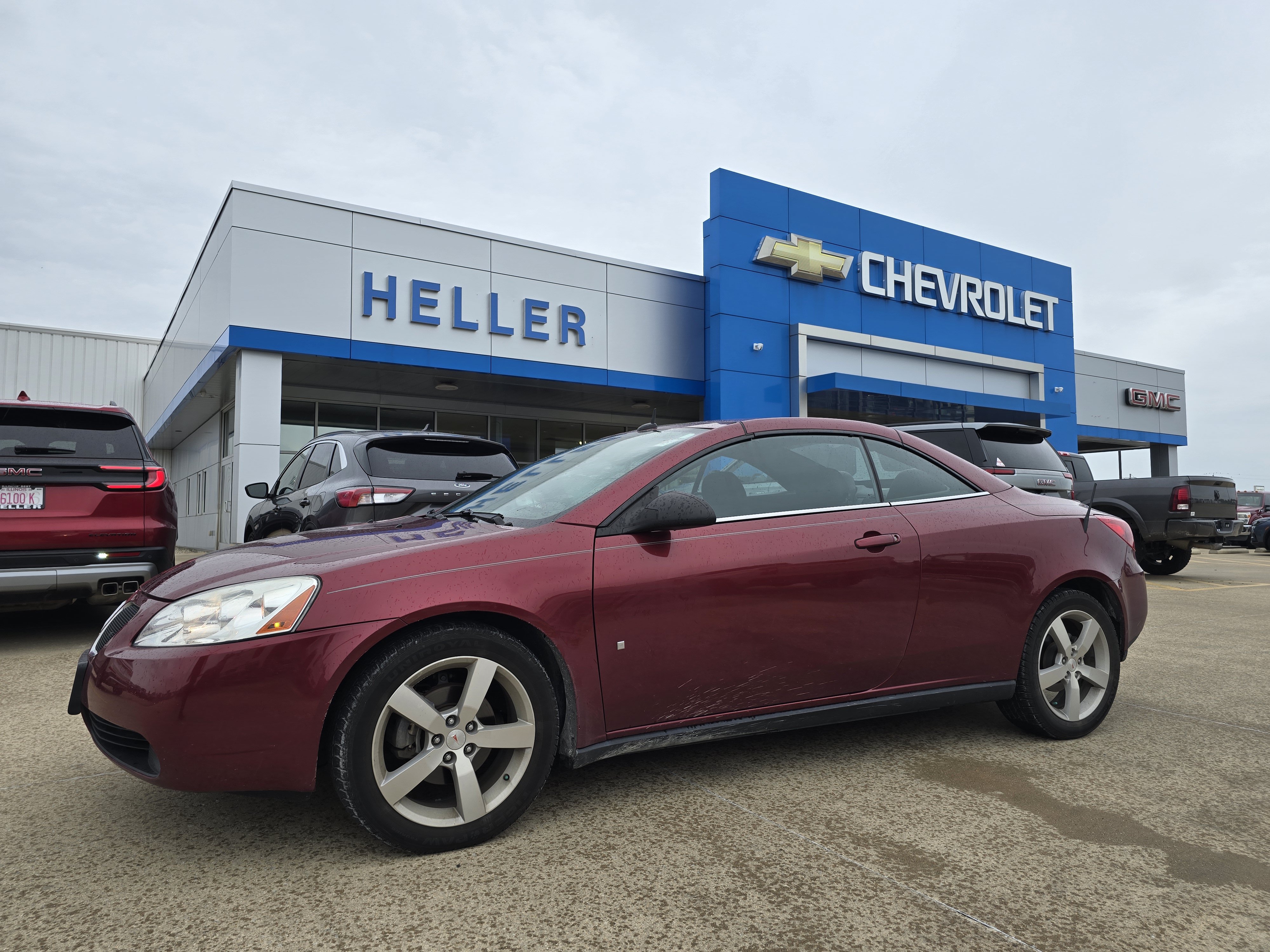 Used 2008 Pontiac G6 GT w/ Sport Package FWD image 3