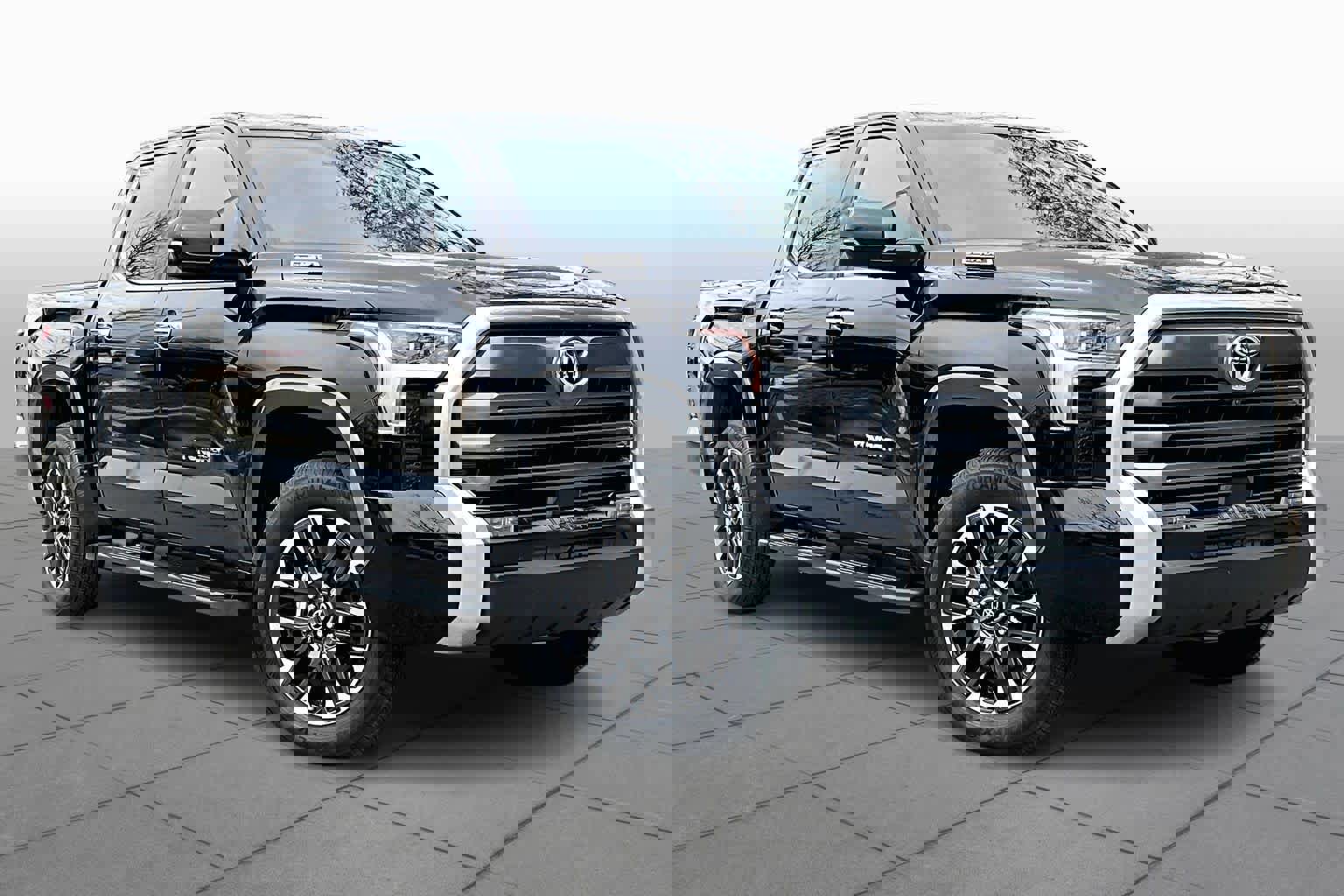 Used 2025 Toyota Tundra Limited image 3