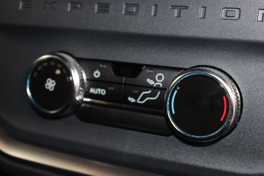 New 2026 Ford Expedition Active image 35