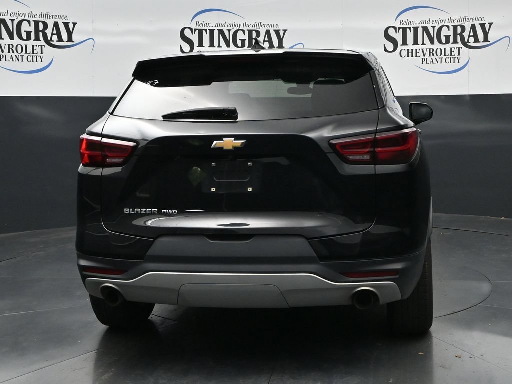 Used 2025 Chevrolet Blazer LT AWD/4WD image 6