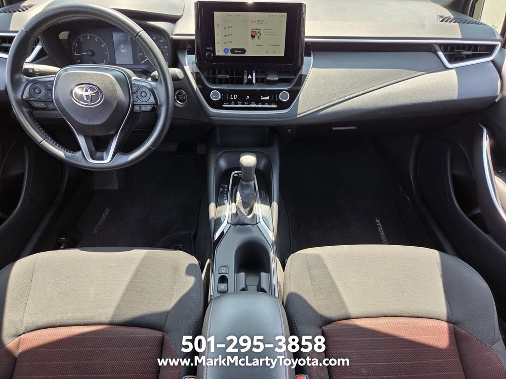 Used 2025 Toyota Corolla SE FWD image 12