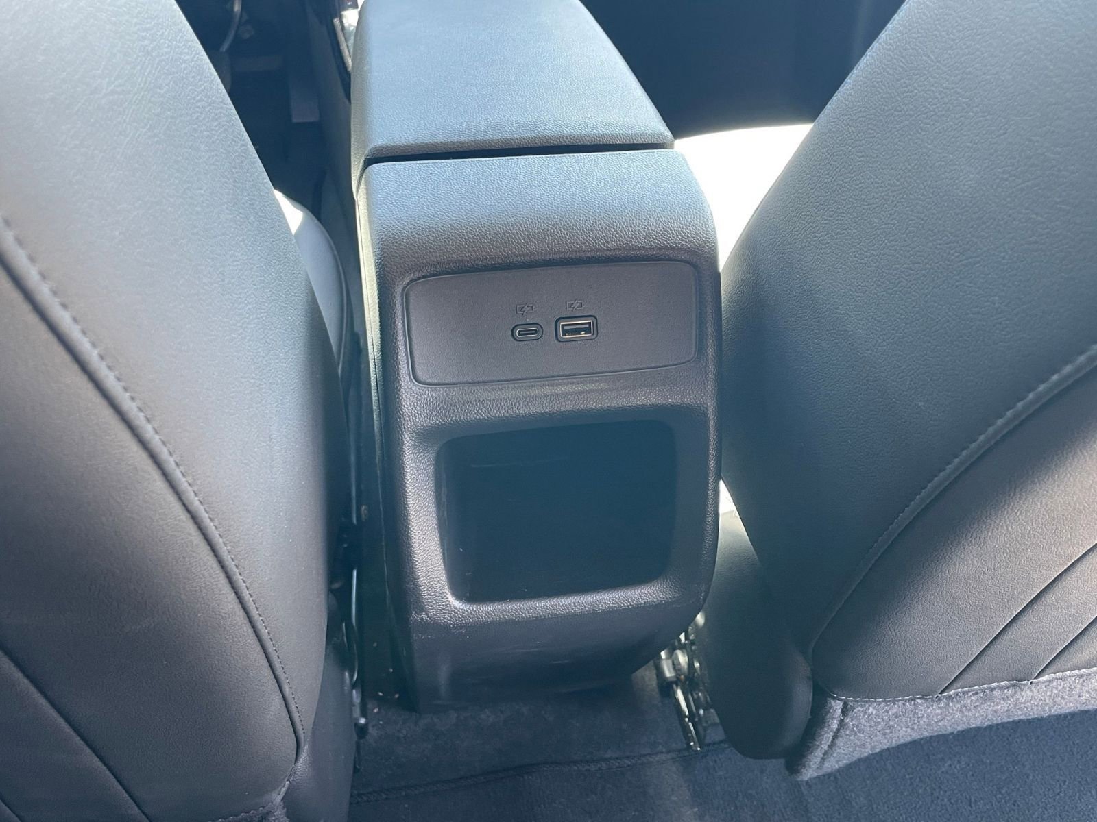 Used 2025 Chevrolet Trax LT w/ LT Convenience Package image 25