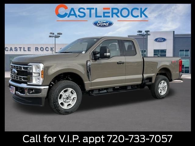 New 2026 Ford F250 XLT w/ FX4 Off-Road Package