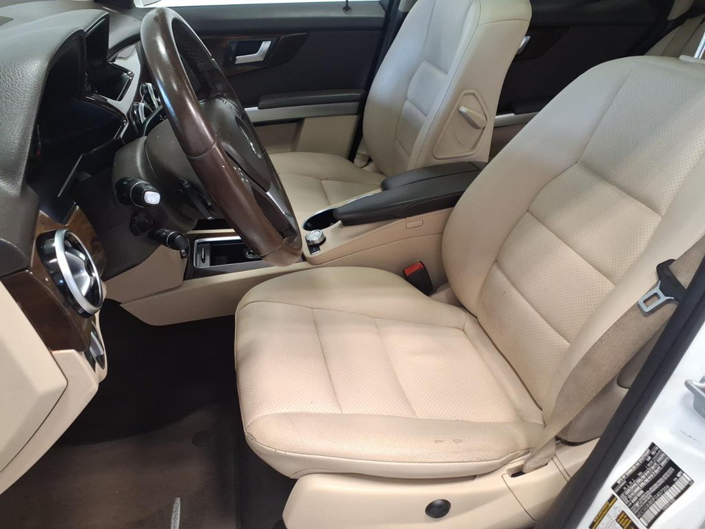 Used 2015 Mercedes-Benz GLK 350 4MATIC image 18