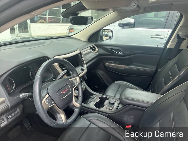 Used 2023 GMC Acadia Denali w/ Denali Ultimate Package AWD/4WD image 10
