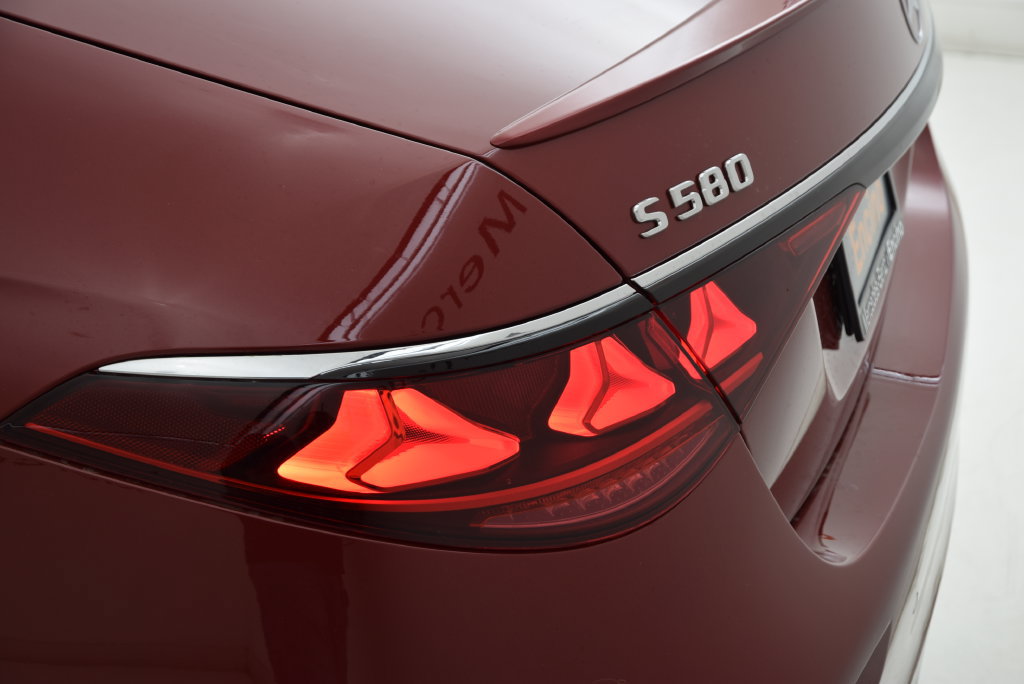 New 2027 Mercedes-Benz S 580 4MATIC Sedan image 13
