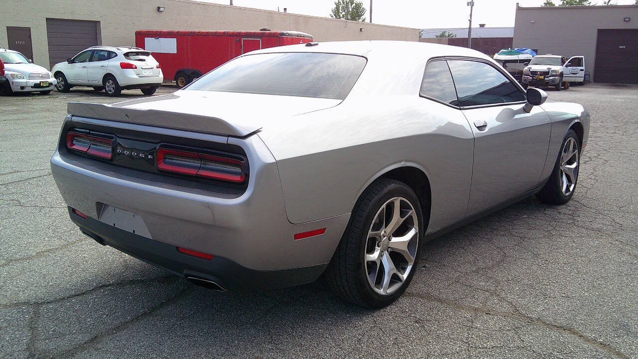 Used 2015 Dodge Challenger SXT Plus RWD image 6