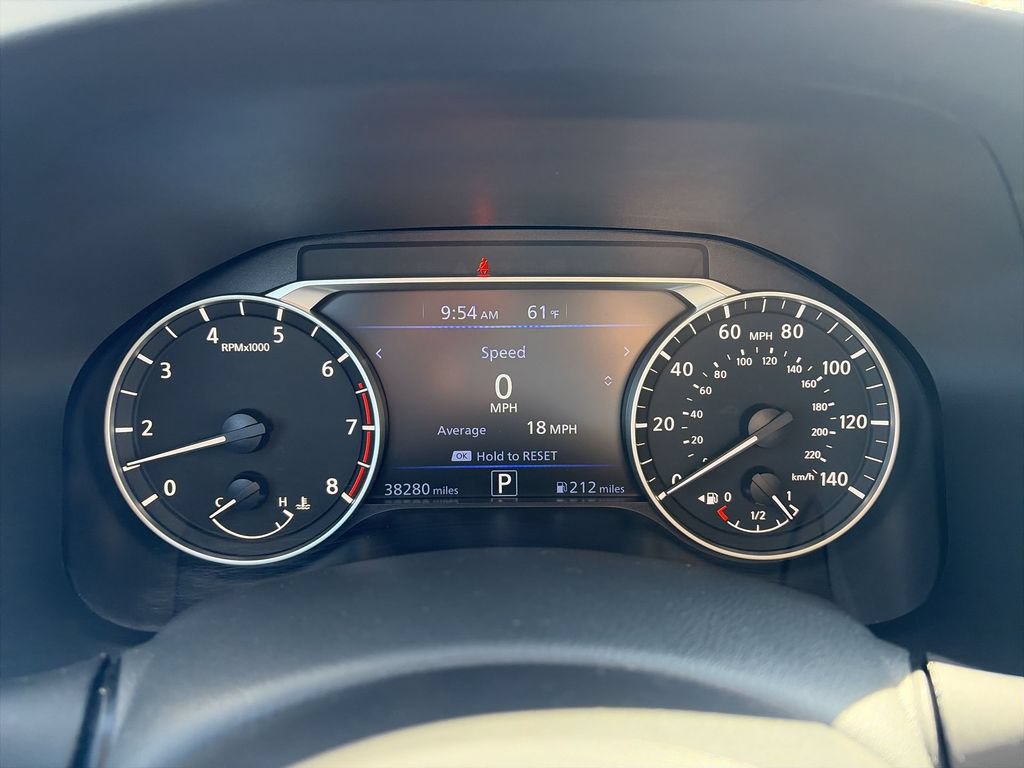 Used 2025 Nissan Altima 2.5 SV FWD image 17