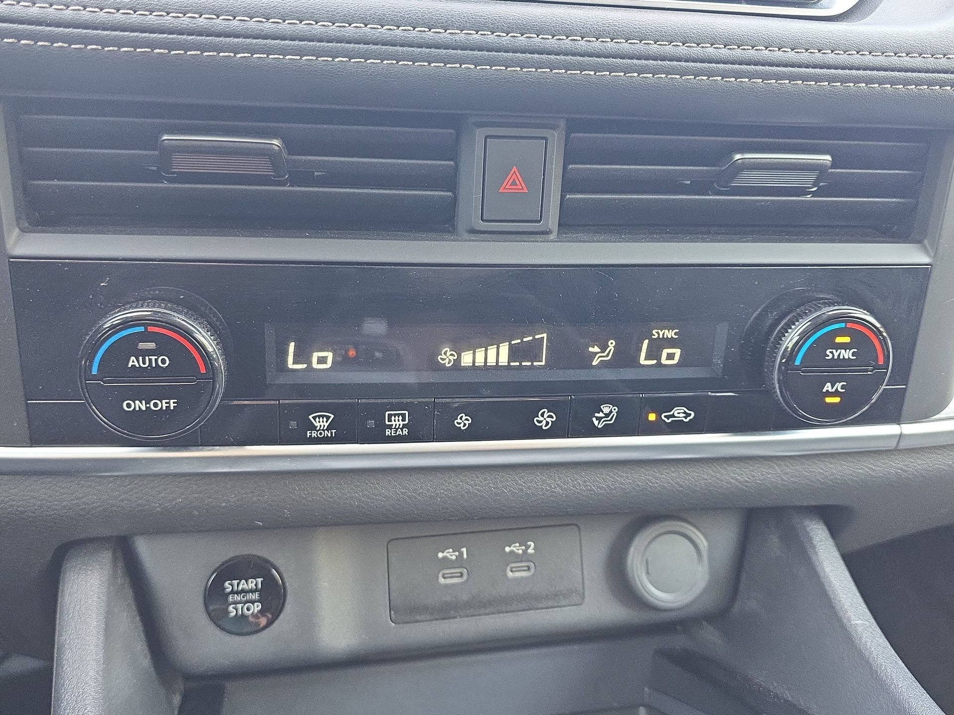 Used 2025 Nissan Rogue SV FWD image 23