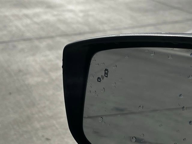 Used 2024 Nissan Leaf S image 13