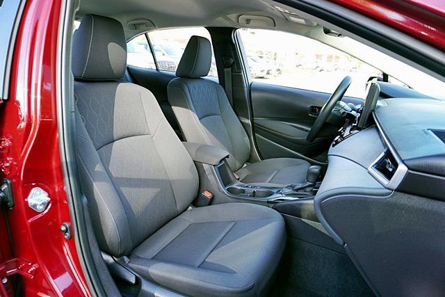 Used 2026 Toyota Corolla LE w/ Carpet Mat Package (TMS) FWD image 12