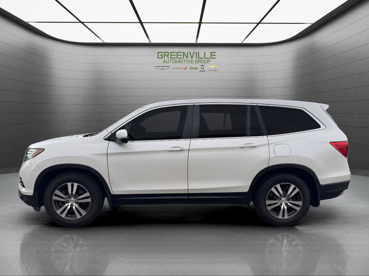 Used 2016 Honda Pilot EX image 3