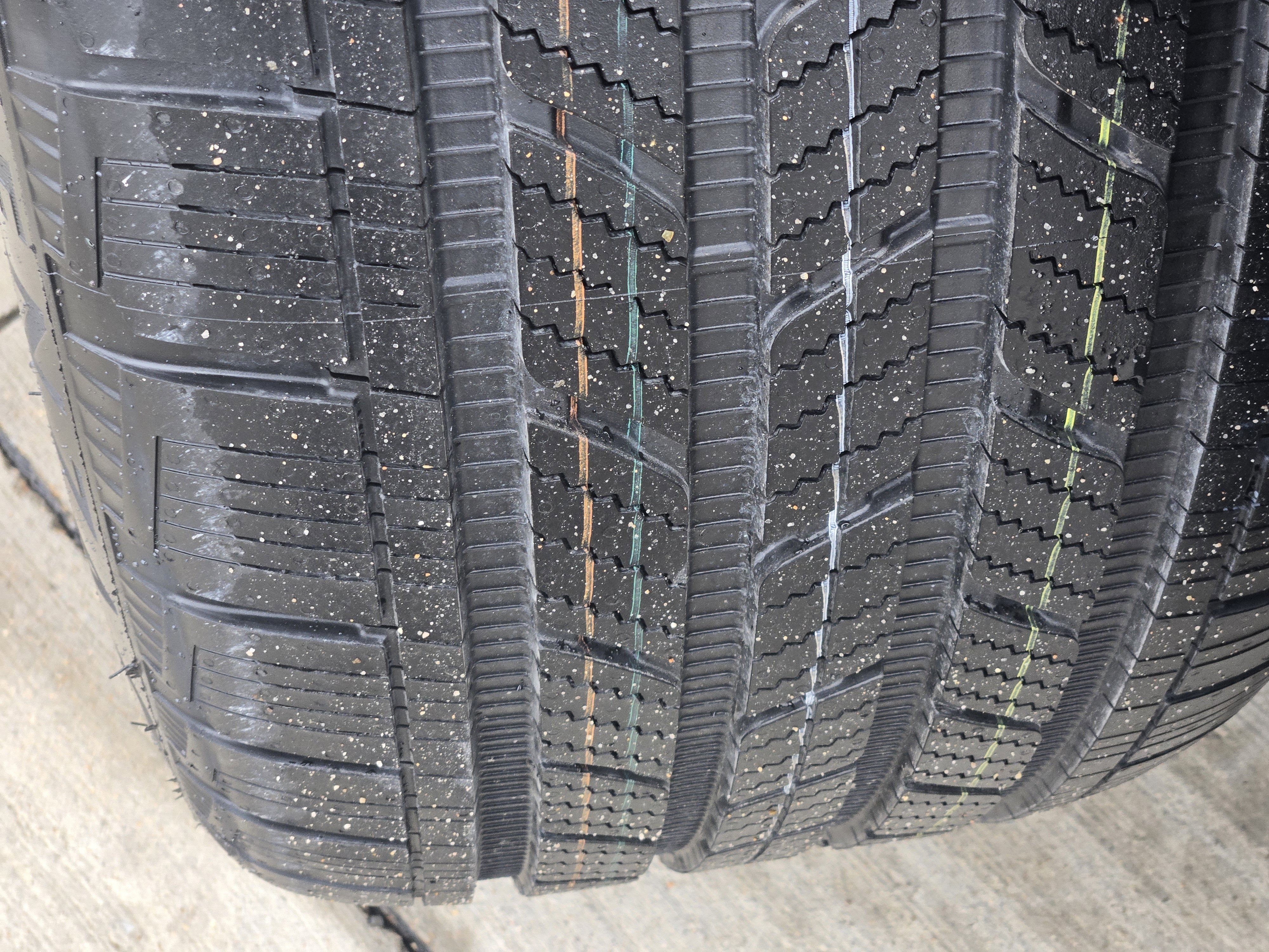 Used 2023 Audi Q8 Premium image 9