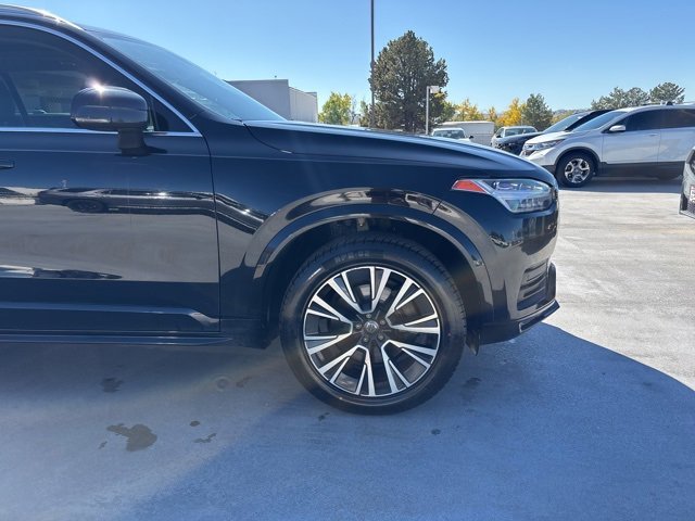 Used 2020 Volvo XC90 T5 Momentum w/ Protection Package Premier image 3