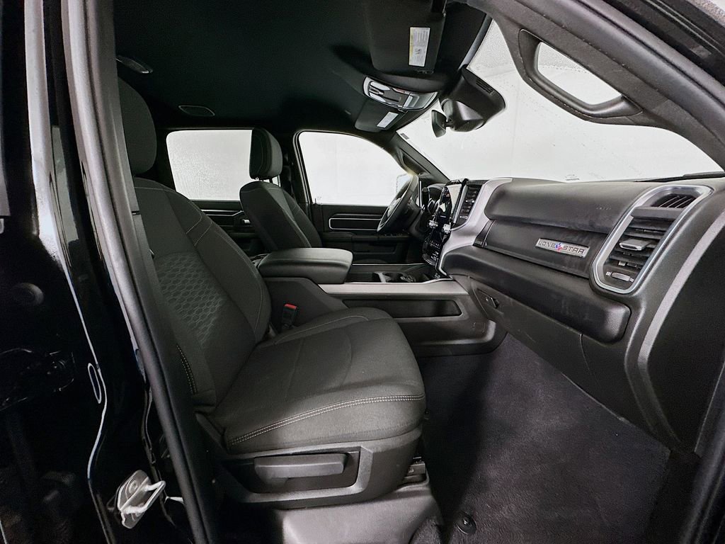 Used 2025 RAM 2500 Lone Star image 27