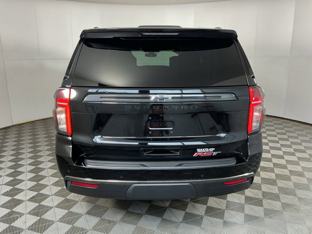 Used 2021 Chevrolet Suburban RST w/ Rear Media and Nav Package AWD/4WD image 10