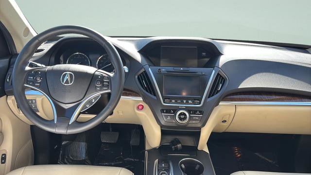 Used 2018 Acura MDX FWD w/ Technology Package image 4