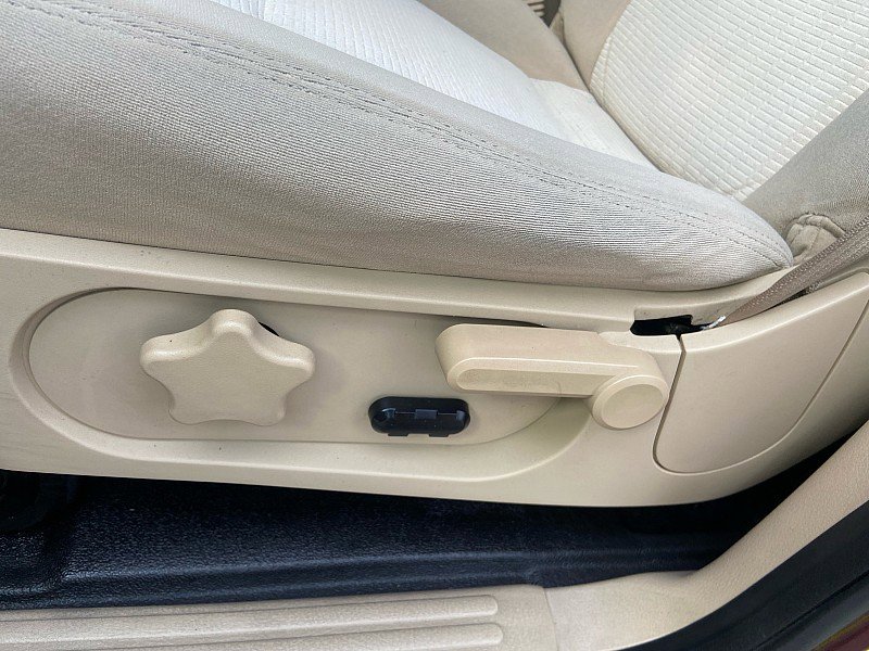 Used 2007 Ford Explorer Sport Trac Limited image 11