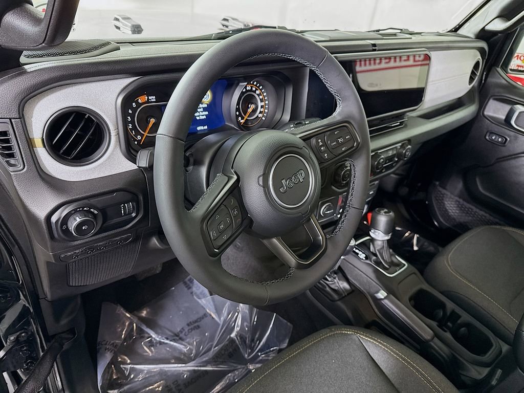 Used 2025 Jeep Wrangler Sport image 17