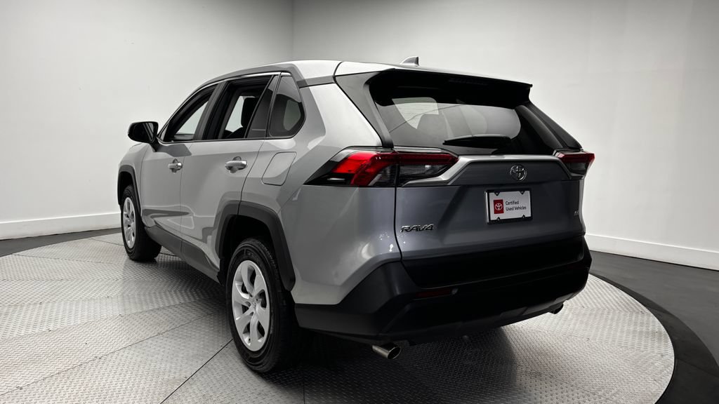 Used 2025 Toyota RAV4 LE FWD image 32