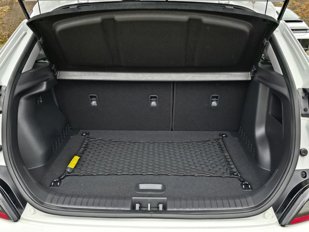 Used 2023 Hyundai Kona SE FWD image 12