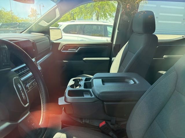 Used 2024 GMC Sierra 1500 Elevation image 28
