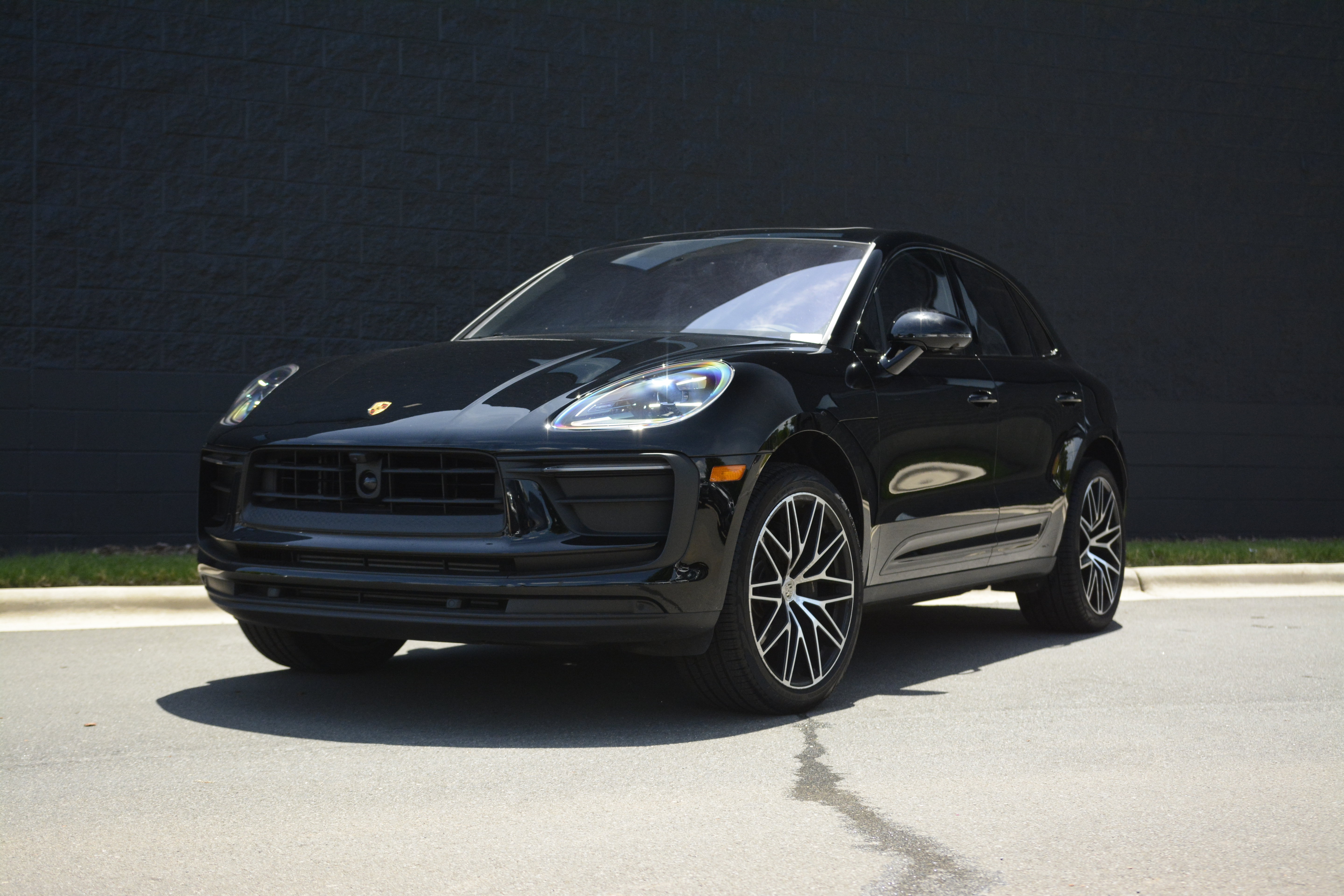 Certified 2026 Porsche Macan AWD/4WD video 1