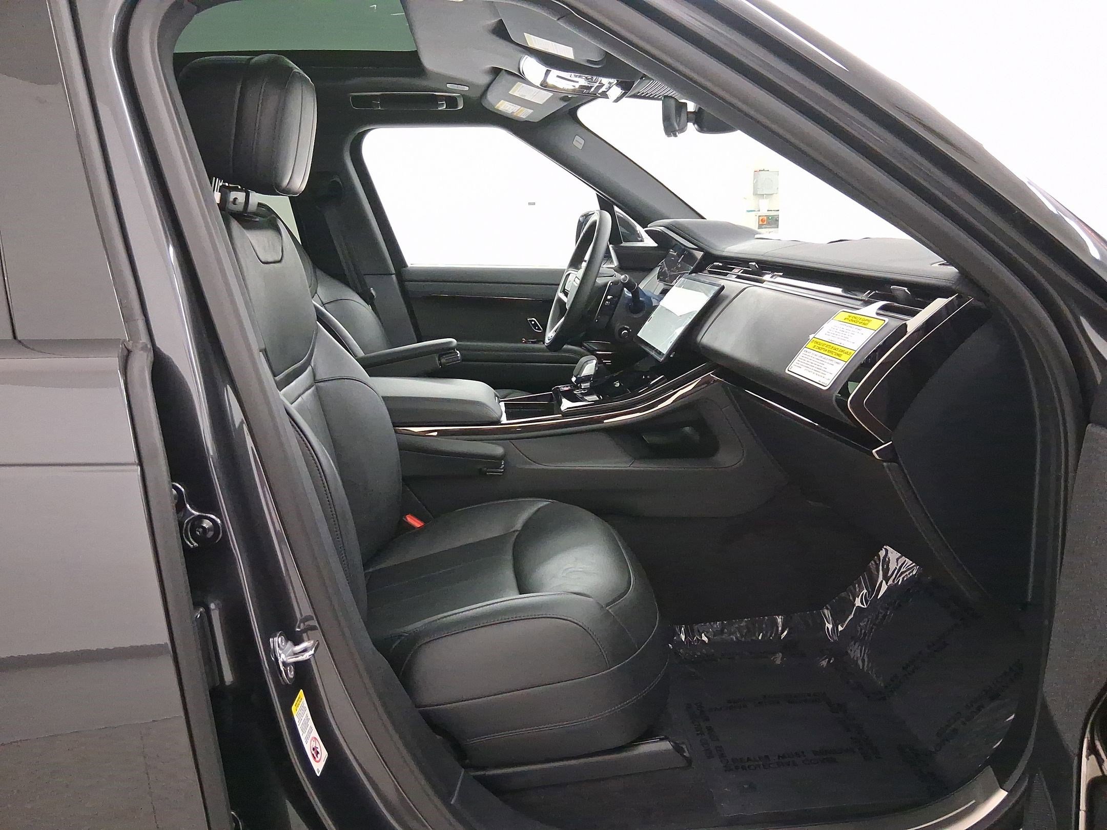 New 2025 Land Rover Range Rover Sport SE image 31
