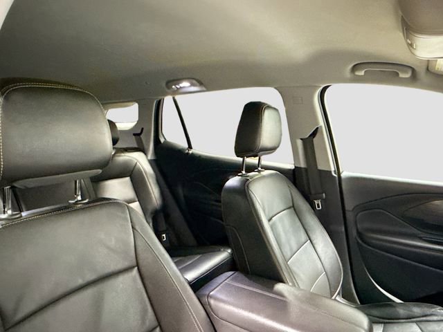 Used 2021 GMC Terrain SLT image 23