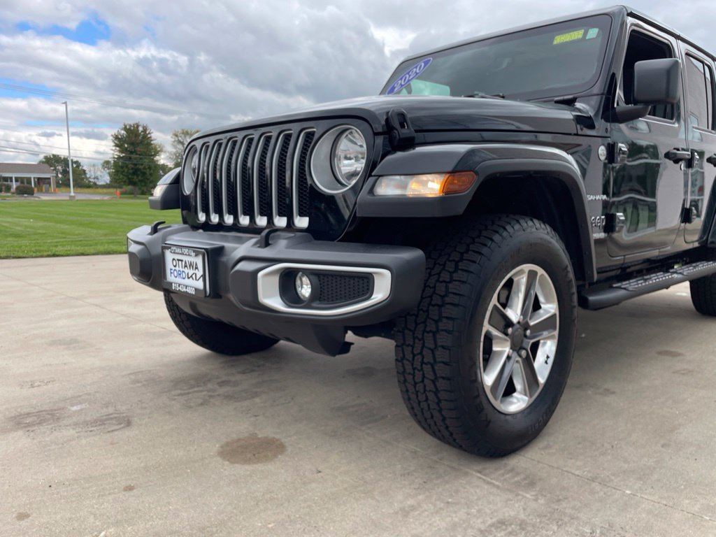 Used 2020 Jeep Wrangler Unlimited Sahara w/ Uconnect 4C Nav & Sound Group AWD/4WD image 14